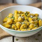 Gnocchi di zucca e grano saraceno alla salvia