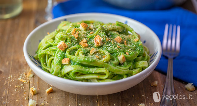 Linguine con crema di catalogna e patate