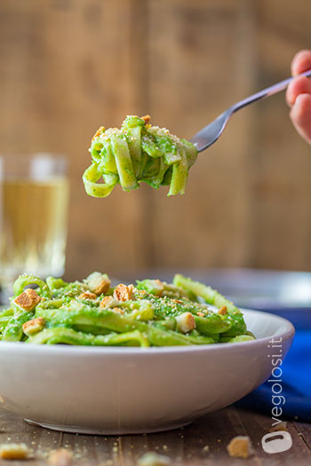 Linguine con crema di catalogna e patate
