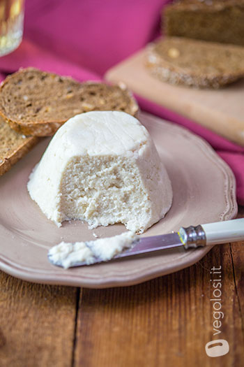Ricotta vegan di macadamia