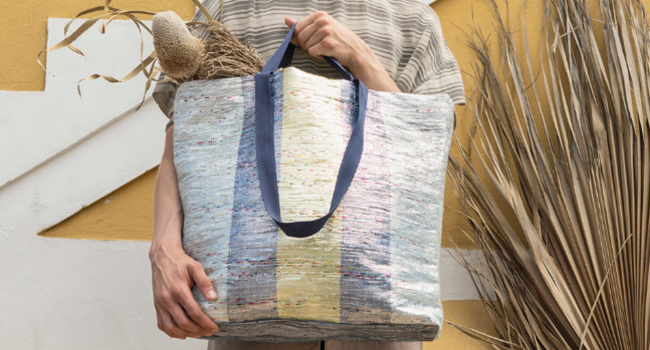 Ikea, nuova collezione: arriva la borsa in Plastex, tessuto ottenuto dai  rifiuti plastici