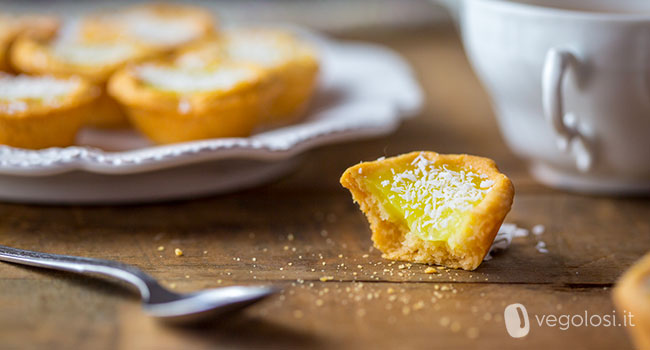 Pasticcini-con-lemon-curd