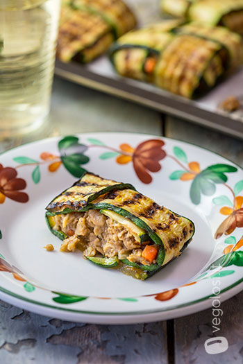 Fagottini di zucchine ripieni di seitan