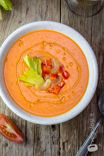 Gazpacho di pomodori e anguria