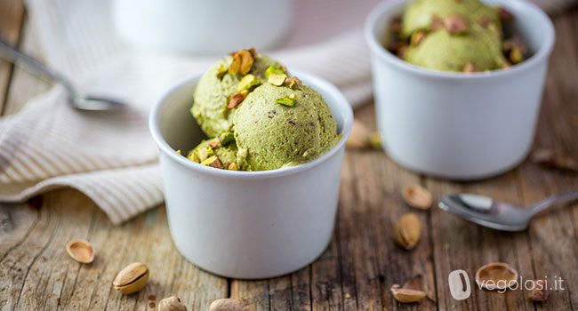 Gelato vegan al pistacchio e avocado