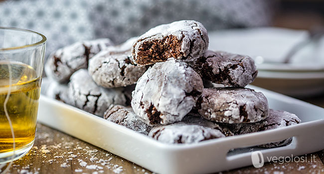 Amaretti morbidi al cacao