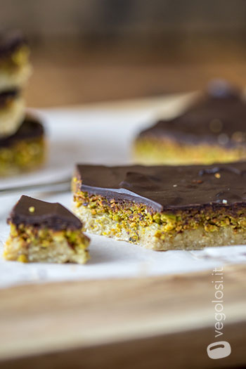 Barrette al pistacchio e cioccolato