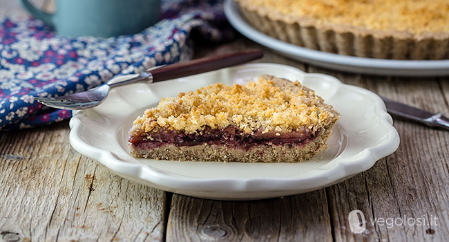 Crostata di grano saraceno alle pere e confettura di more