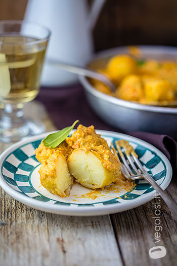 Dum aloo (Curry di patate)