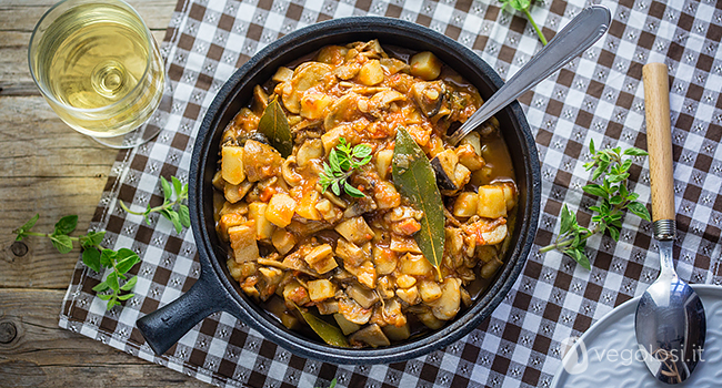 Goulash di funghi e patate