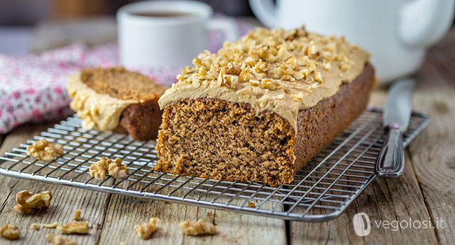 Plumcake alle noci e caffè