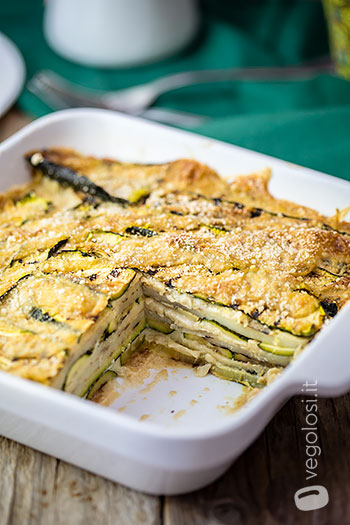 Parmigiana bianca di zucchine e patate