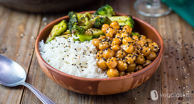 Ceci glassati con broccoli saltati e riso basmati