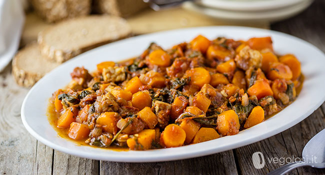 Spezzatino di carote e tempeh