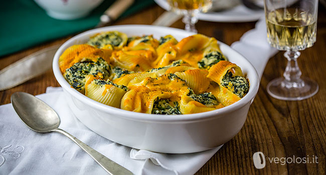 Conchiglie ripiene di ricotta vegan