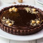 Crostata vegan al cacao con crema al cioccolato