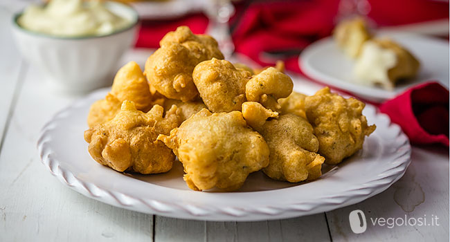 Frittelle di ceci con maionese di cavolfiori