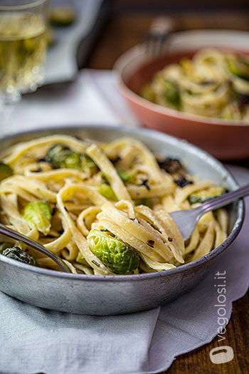 Pasta ai cavoletti di Bruxelles e limone