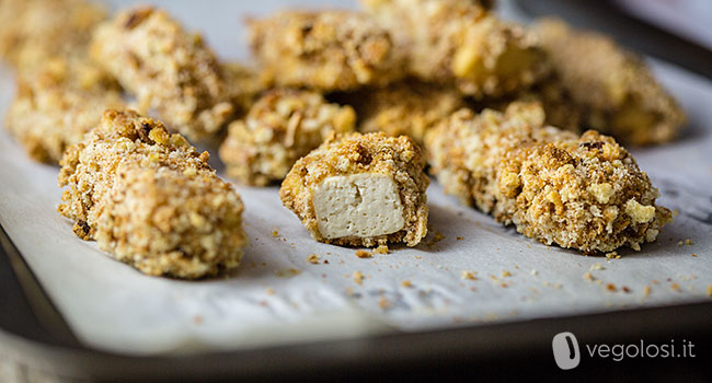 Bastoncini croccanti di tofu impanati al forno