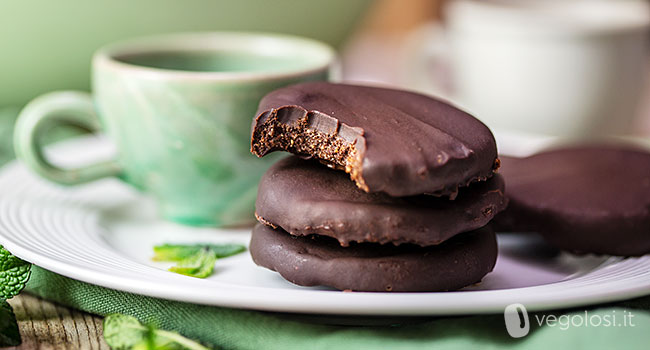 Biscotti al cioccolato senza zucchero ricetta senza glutine