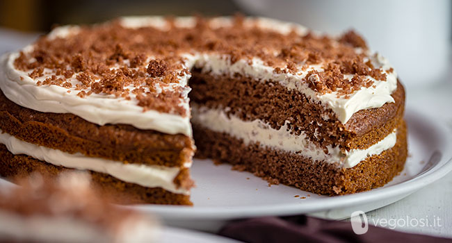 Brown velvet cake vegana