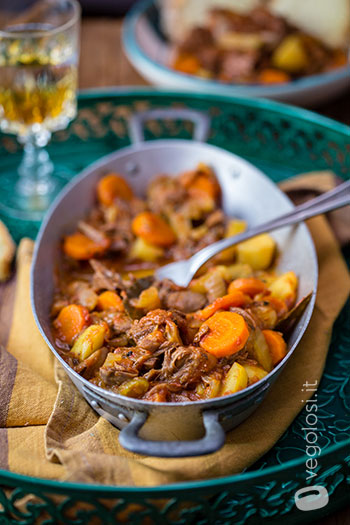 Stufato di jackfruit vegan