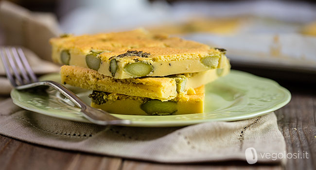 farifrittata di aquafaba agli asparagi