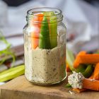 hummus jar con verdure