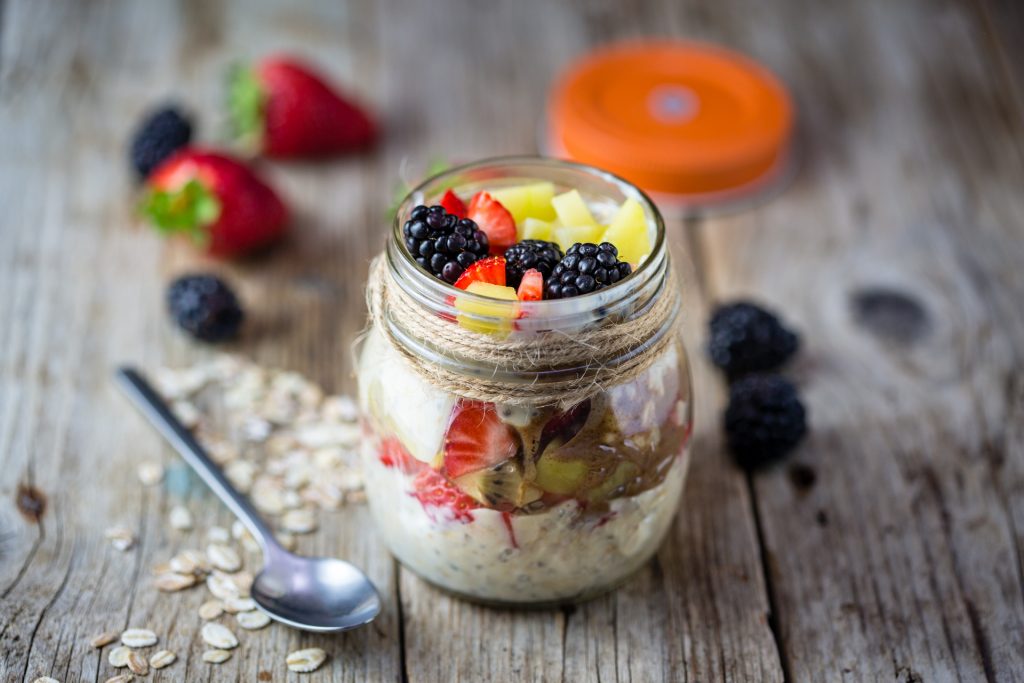 Porridge vegano in barattolo