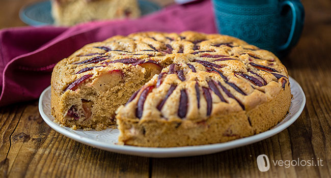 torta vegana alle prugne