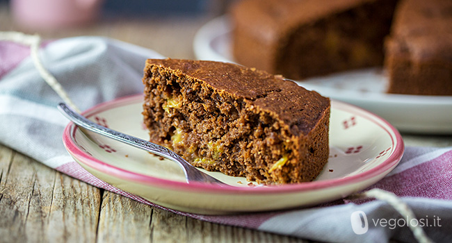 Torta vegan al cioccolato e pesche