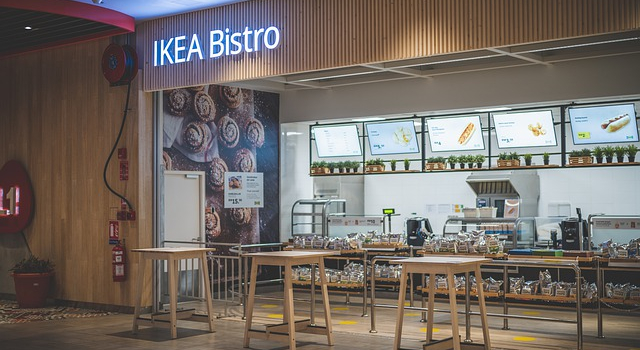 IKEA annuncia: "50% del menu a base vegetale entro il 2025 e meno carne rossa"