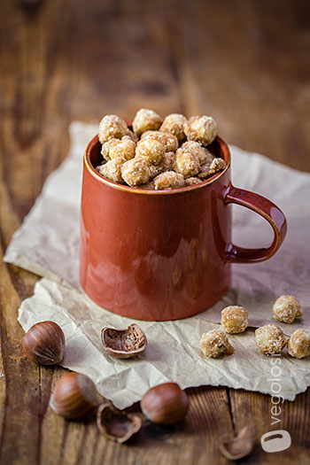 nocciole pralinate alla cannella