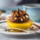 Pere cotte con ricotta di soia al cacao