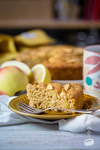 Pan di limone vegan alle mele