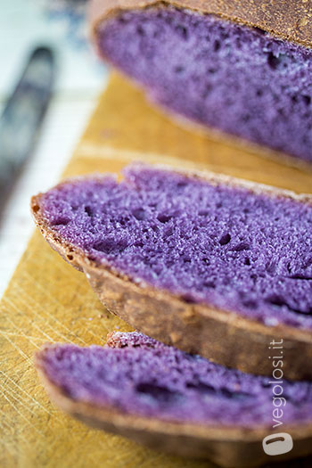 Pane viola