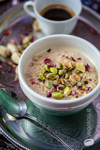 Porridge senza cottura gusto baklava