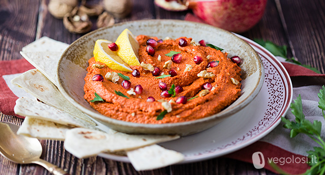 Muhammara: crema siriana di peperoni e noci