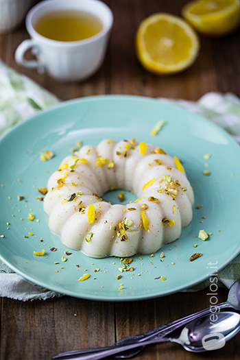 Biancomangiare vegan alle mandorle