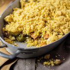 Crumble vegan salato senza glutine di verdure e ceci