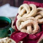 Pretzel cookies