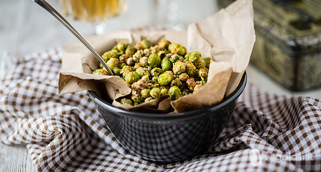 Piselli ed edamame croccanti al forno