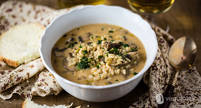 Zuppa di riso e funghi