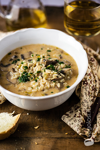 Zuppa di riso e funghi