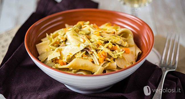 Pappardelle con ragù bianco di carciofi e carote