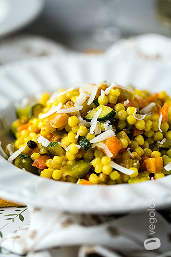 Insalata di fregola allo zafferano e verdure
