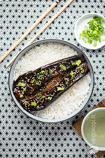Unagi don vegan - melanzane con salsa tare