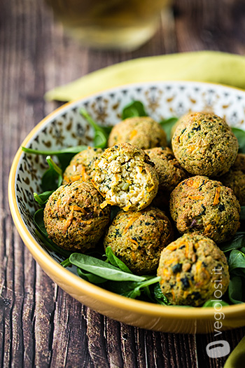 Polpette di tofu alle verdure con friggitrice ad aria