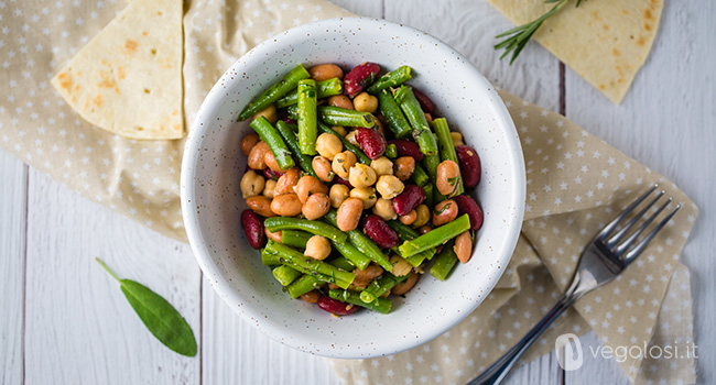 Insalata di fagiolini e legumi