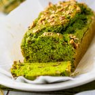 Plumcake salato vegan agli spinaci, aglio e rosmarino